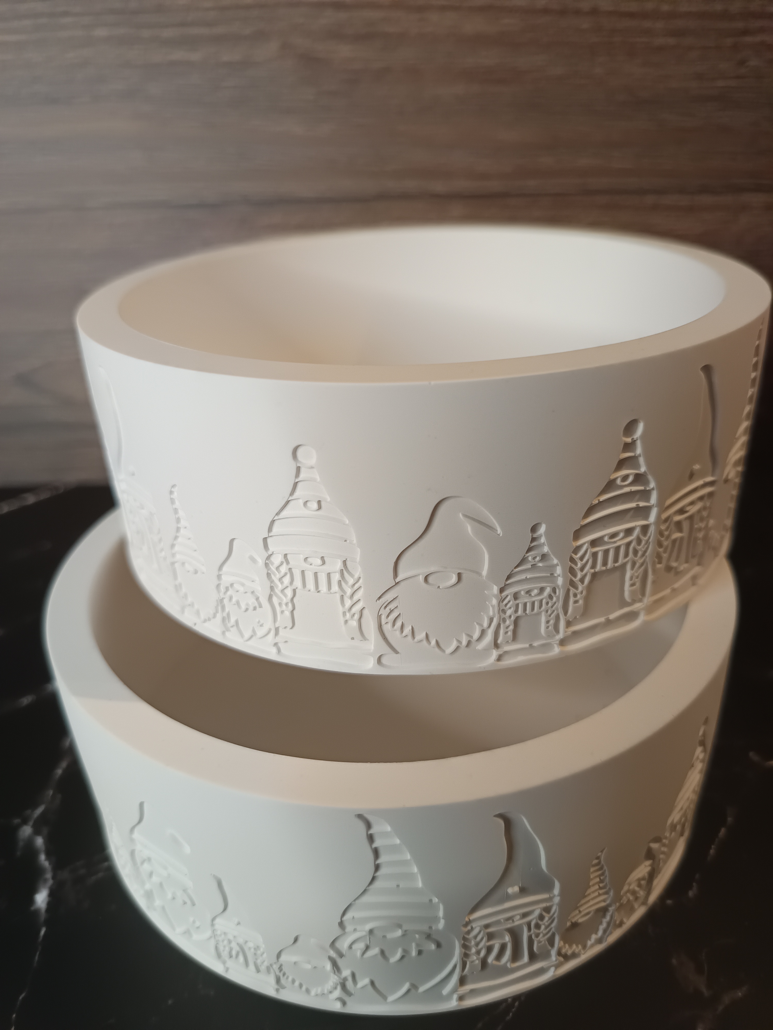 Wichtelschale – handgegossen aus wetterfester & frostsicherer Spezial-Gussmasse